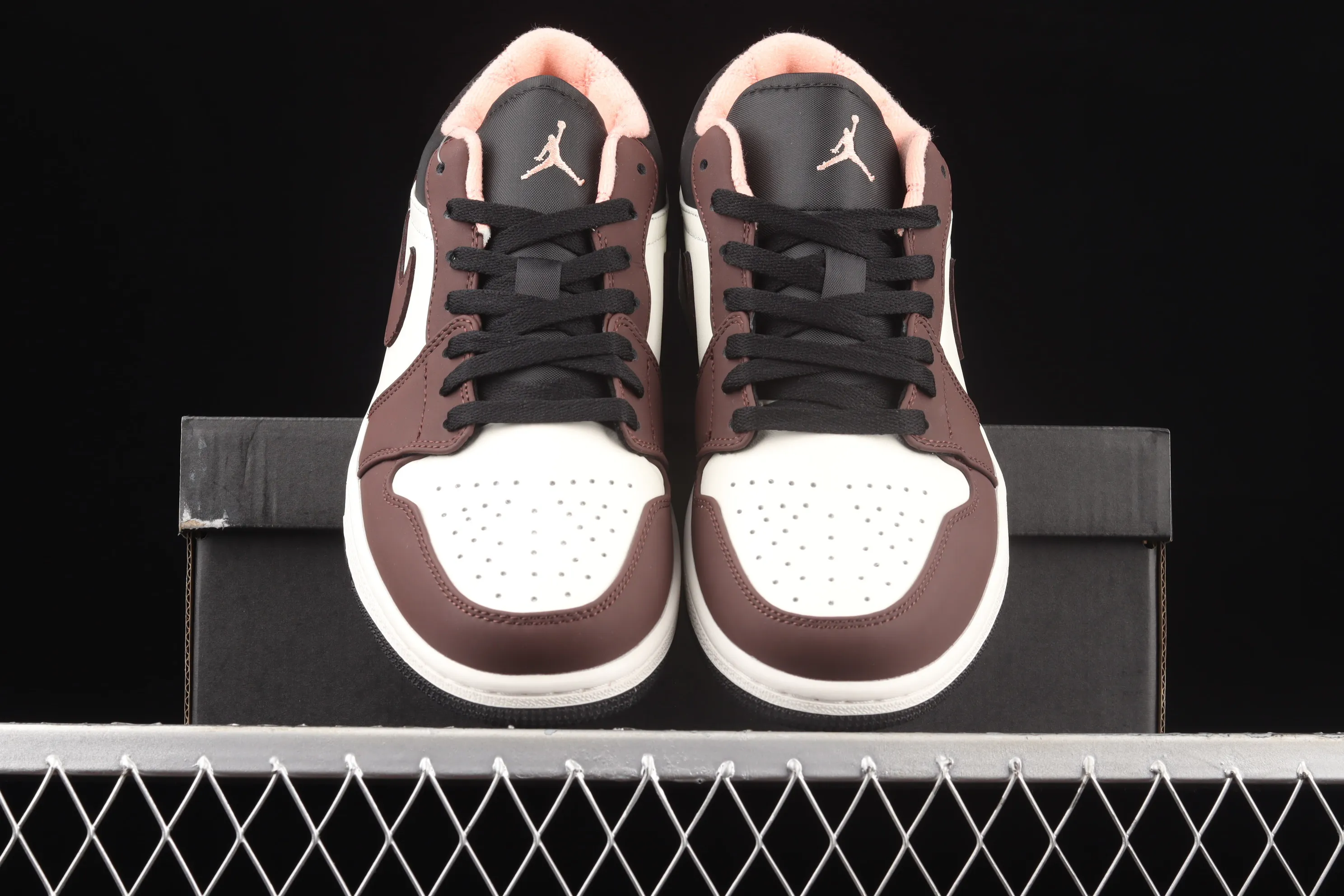 All categories Air Jordan Jordan series basketball shoes Air Jordan 1 Low Air Jordan 1 Low AJ1 Joe 1 white brown low-top cultural and leisure sports sneakers DC6991-200